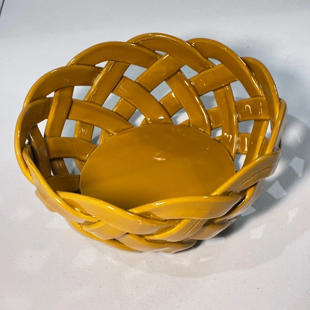 Primo'Gi Handmade Italy Woven Ceramic Bowl Mustard Yellow Lattice Fruit Basket